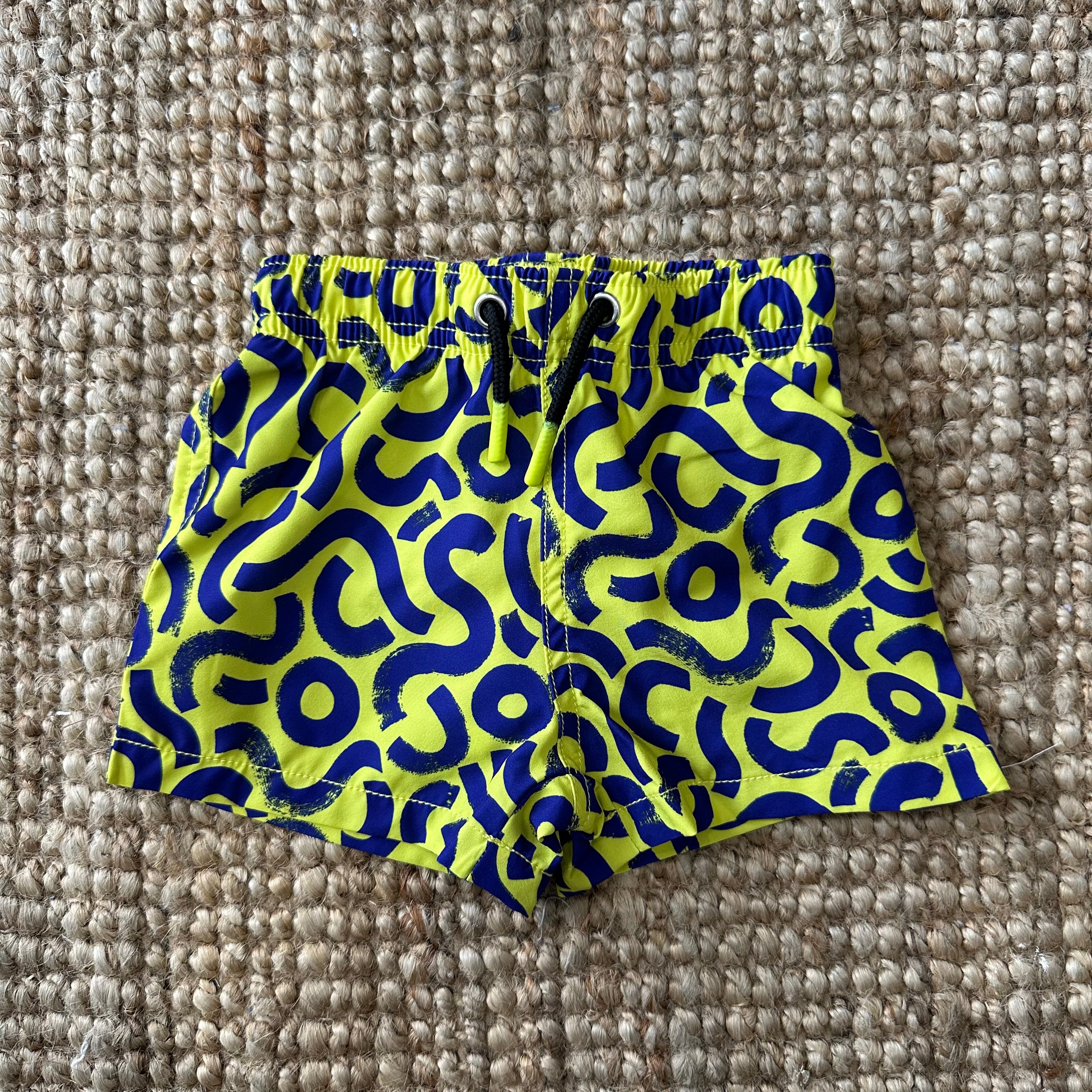 BOY SWIM TRUNKS (2T - runs small)