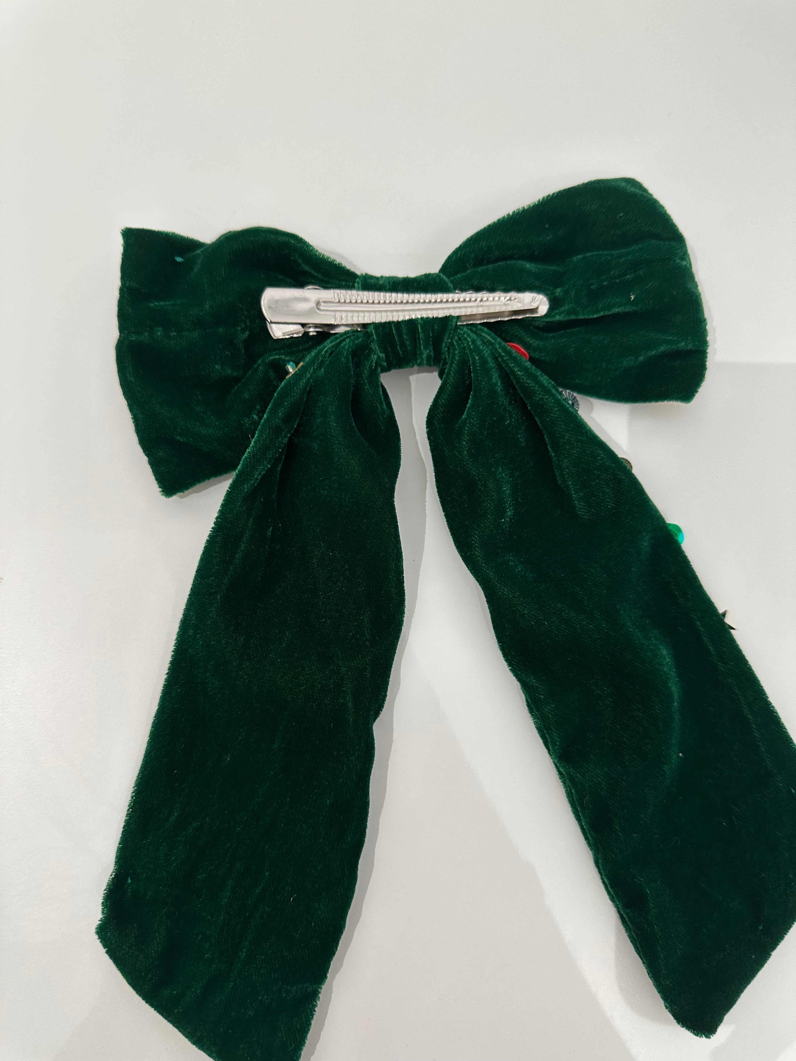 GREEN VELVET CHRISTMAS BOWS