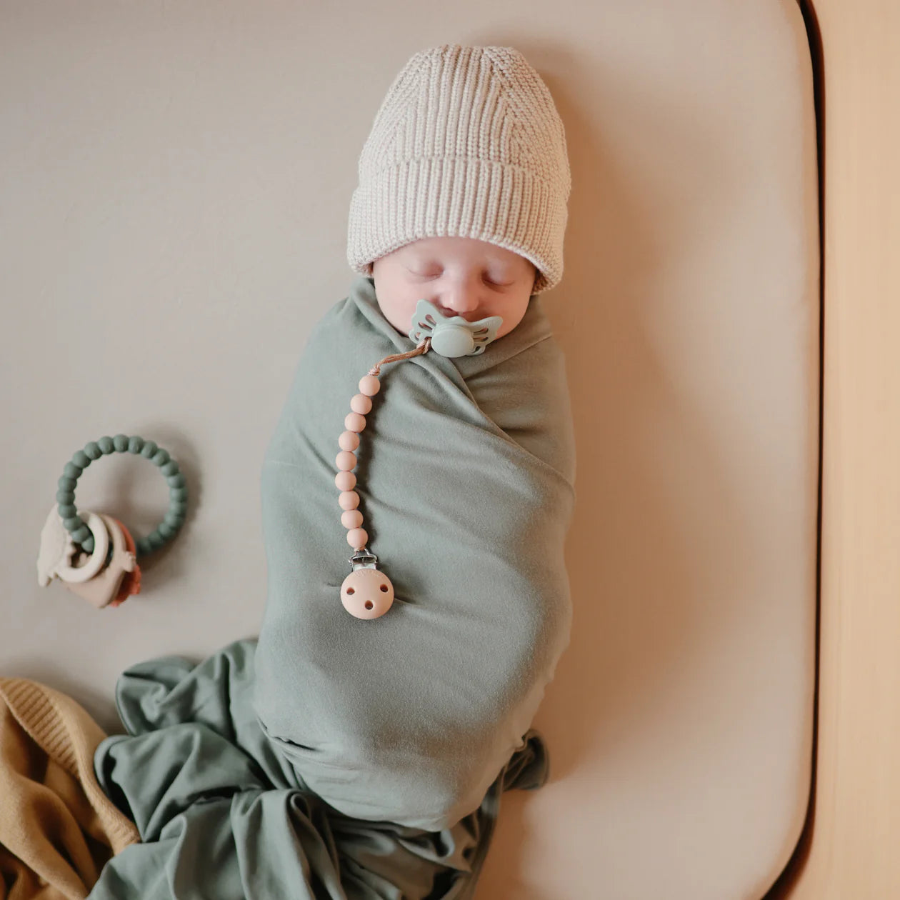 DINO TEETHING RING